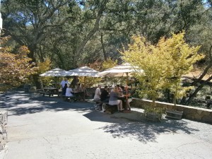 Outdoor tasting at Bremer Family Winery